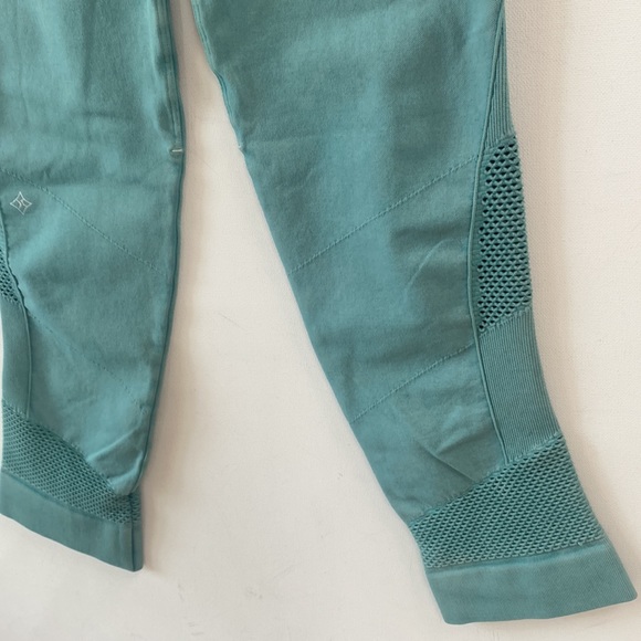(A53) NUX mesh cropped aqua leggings, Size Small, NWT - Picture 3 of 9